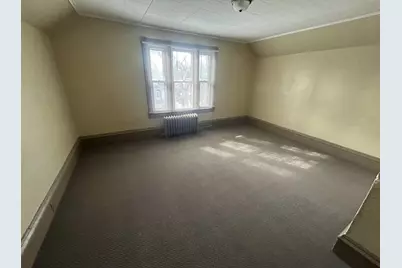 2126 3rd Avenue E, Hibbing, MN 55746 - Photo 3