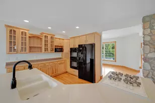 1470 River Shore Dr, Hastings, MN 55033 - Photo 9
