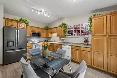 7249 32nd Avenue N, Crystal, MN 55427 - Photo 11