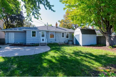 2025 Field Avenue, Saint Paul, MN 55116 - Photo 23