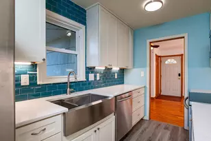 2025 Field Ave, Saint Paul, MN 55116 - Photo 11