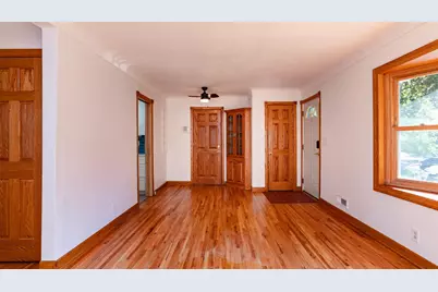 2025 Field Avenue, Saint Paul, MN 55116 - Photo 15