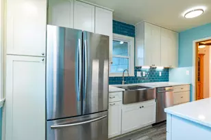 2025 Field Ave, Saint Paul, MN 55116 - Photo 3