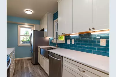 2025 Field Avenue, Saint Paul, MN 55116 - Photo 11