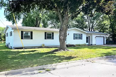 りん5 4618 W 5th St, Winona, MN 55987 - MLS 7142018 - Coldwell Banker