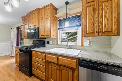 135 Davis Street S, Cambridge, MN 55008 - Photo 19