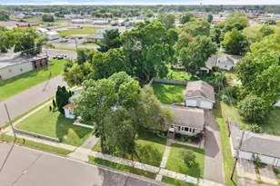 135 Davis Street S, Cambridge, MN 55008 - Photo 3