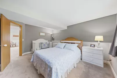 9235 Hyland Creek Road, Bloomington, MN 55437 - Photo 33
