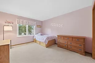 9235 Hyland Creek Rd, Bloomington, MN 55437 - Photo 27