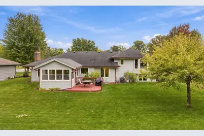 9235 Hyland Creek Road, Bloomington, MN 55437 - Photo 37
