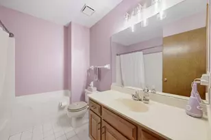 9235 Hyland Creek Rd, Bloomington, MN 55437 - Photo 29