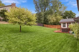 9235 Hyland Creek Rd, Bloomington, MN 55437 - Photo 37