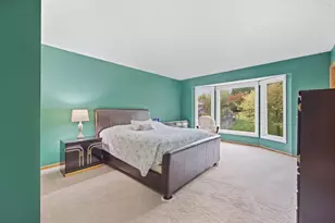 9235 Hyland Creek Rd, Bloomington, MN 55437 - Photo 23