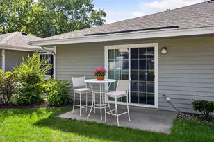 7775 Glenda Ct, Apple Valley, MN 55124 - Photo 17