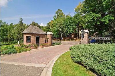 12700 Sherwood Place #102, Minnetonka, MN 55305 - Photo 33