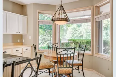 7089 Crowne Oak Road, Eden Prairie, MN 55344 - Photo 17