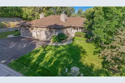 7089 Crowne Oak Road, Eden Prairie, MN 55344 - Photo 51