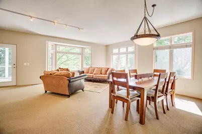 7089 Crowne Oak Road, Eden Prairie, MN 55344 - Photo 3