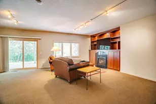 7089 Crowne Oak Rd, Eden Prairie, MN 55344 - Photo 37