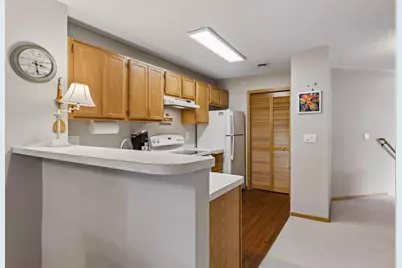 2240 Ranchview Lane N #80, Plymouth, MN 55447 - Photo 9