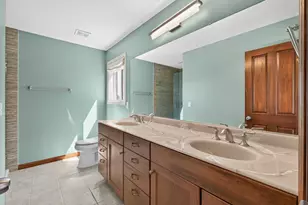 13707 Green Briar Dr, Minnetonka, MN 55305 - Photo 23