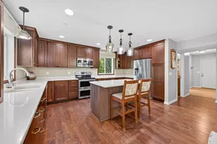13707 Green Briar Dr, Minnetonka, MN 55305 - Photo 15