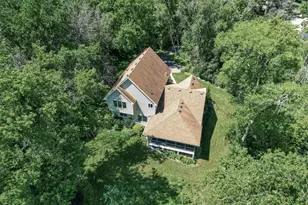 13707 Green Briar Dr, Minnetonka, MN 55305 - Photo 47