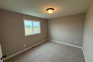 2742 Ivan Ave NE, Saint Michael, MN 55376 - Photo 19