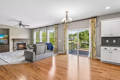 3604 Sawgrass Trail S, Eagan, MN 55123 - Photo 9
