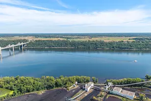 1137 Pioneer Trail, Bayport, MN 55003 - Photo 85