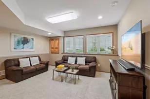 15016 Viewcrest Ln, Burnsville, MN 55306 - Photo 27