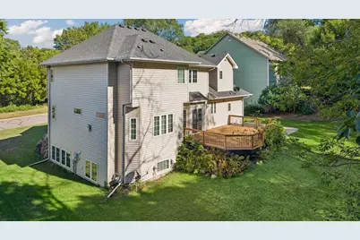 15016 Viewcrest Lane, Burnsville, MN 55306 - Photo 35