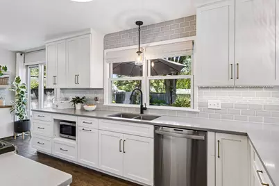 3025 Quebec Avenue S, Saint Louis Park, MN 55426 - Photo 17