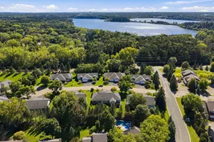 239 Wildflower Ct, Vadnais Heights, MN 55127 - Photo 43