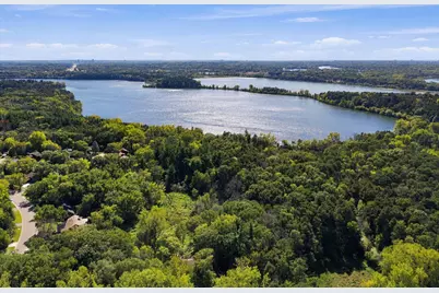 239 Wildflower Court, Vadnais Heights, MN 55127 - Photo 45