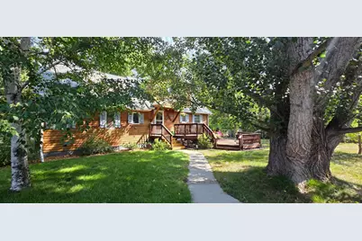 1002 9th Avenue, International Falls, MN 56649 - Photo 3