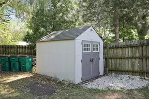 970 Redwing Ct, Chanhassen, MN 55317 - Photo 39