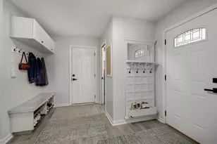 970 Redwing Ct, Chanhassen, MN 55317 - Photo 3