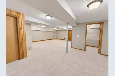 1894 Minnehaha Avenue E, Saint Paul, MN 55119 - Photo 13