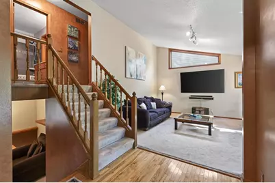 8746 Highwood Way, Apple Valley, MN 55124 - Photo 3