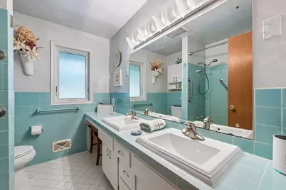 15509 Holdridge Road E, Wayzata, MN 55391 - Photo 35