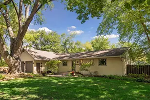 15509 Holdridge Rd E, Wayzata, MN 55391 - Photo 1