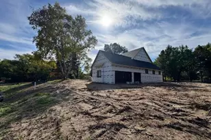 205 Deerwood Ln N, Plymouth, MN 55441 - Photo 15
