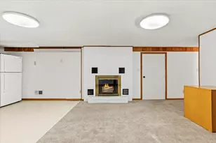 6193 49th St N, Oakdale, MN 55128 - Photo 29