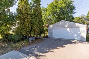 301 8th Ave N, Hopkins, MN 55343 - Photo 29