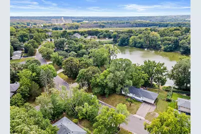 4609 Terracewood Drive, Bloomington, MN 55437 - Photo 35