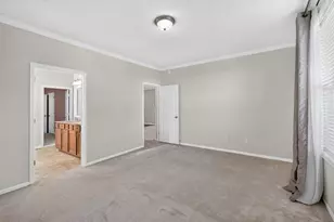 9216 Lighthouse Ln, Woodbury, MN 55129 - Photo 15