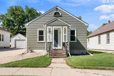 338 Highland Avenue, Owatonna, MN 55060 - Photo 1