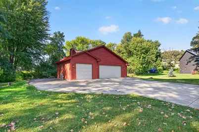 2633 Nightingale Court, Chaska, MN 55318 - Photo 37