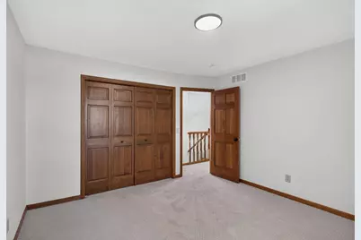2633 Nightingale Court, Chaska, MN 55318 - Photo 33